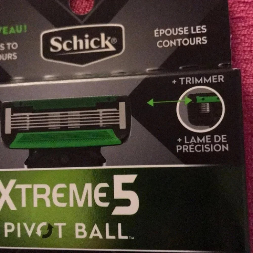 ✨✨5/$10✨✨ Schick Xtreme5 Pivot Ball Refills new